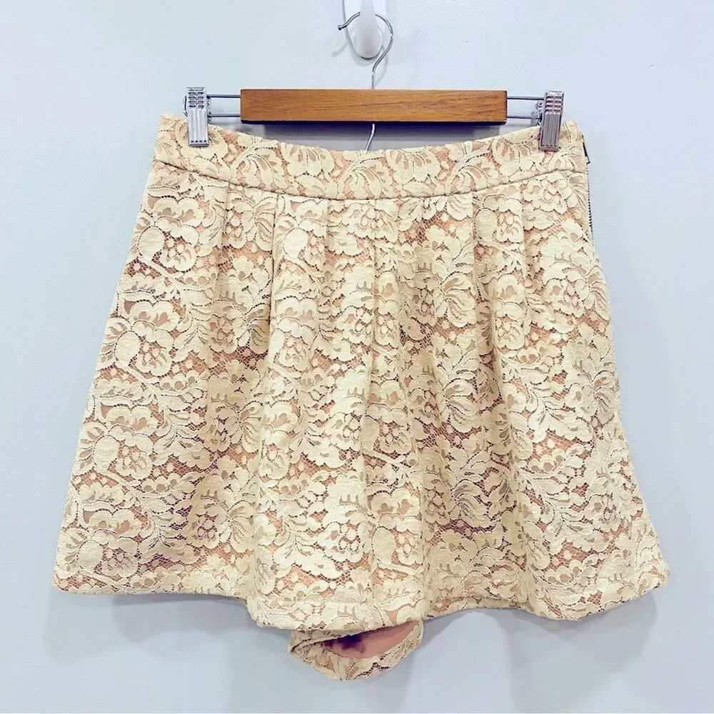 ANTHROPOLOGIE 6 Ivory Lace Pleated High Waisted Shorts Culotte Ballet Fairycore - Picture 5 of 16